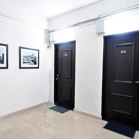Central Elegant Apartment Tbilisi Exterior photo